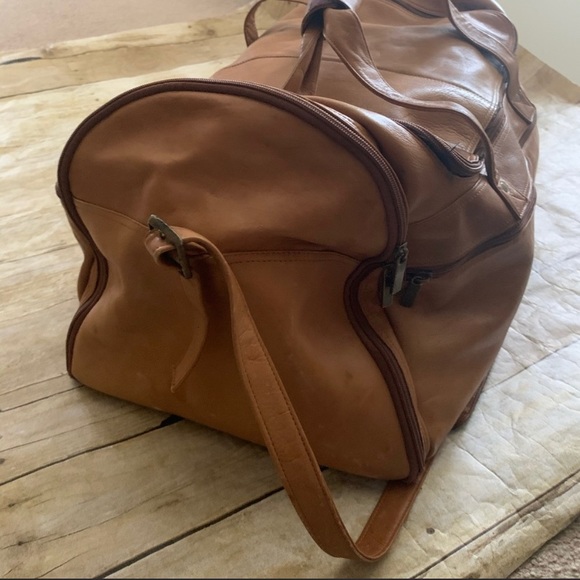 Large Brown Leather Duffle bag - Picture 3 of 4